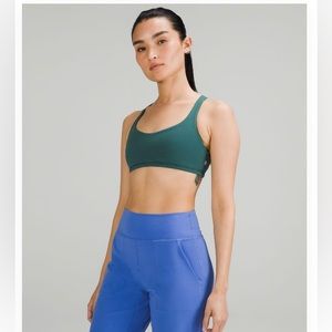 NWOT Lululemon Free To Be Wild Bra size 10